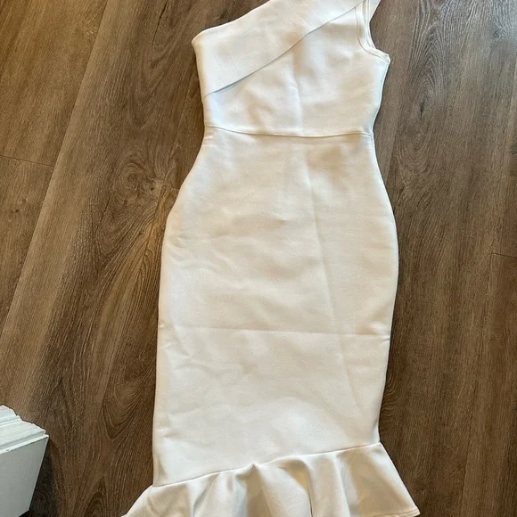 White wedding, cocktail, dress - Picture 3 of 4